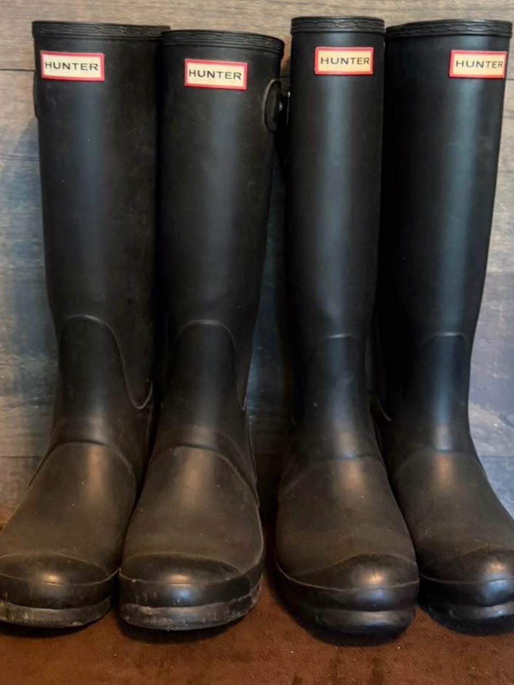 Size 7 Hunter Women’s Black Knee-High Rubber Rain Boots